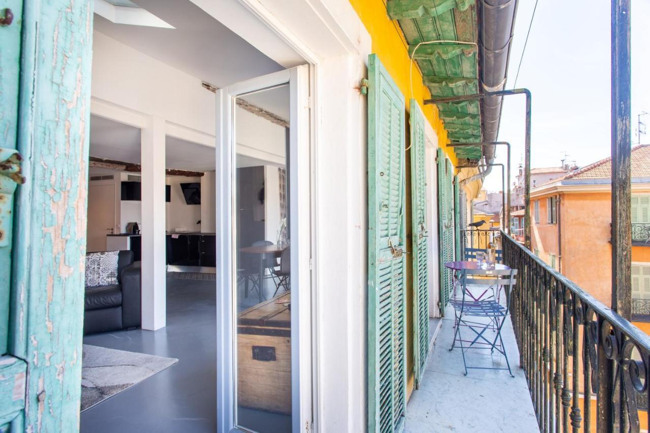 Ross 5- F2, Lumineux, Balcon, Loft, Clim, Vieux-nice Apartment *