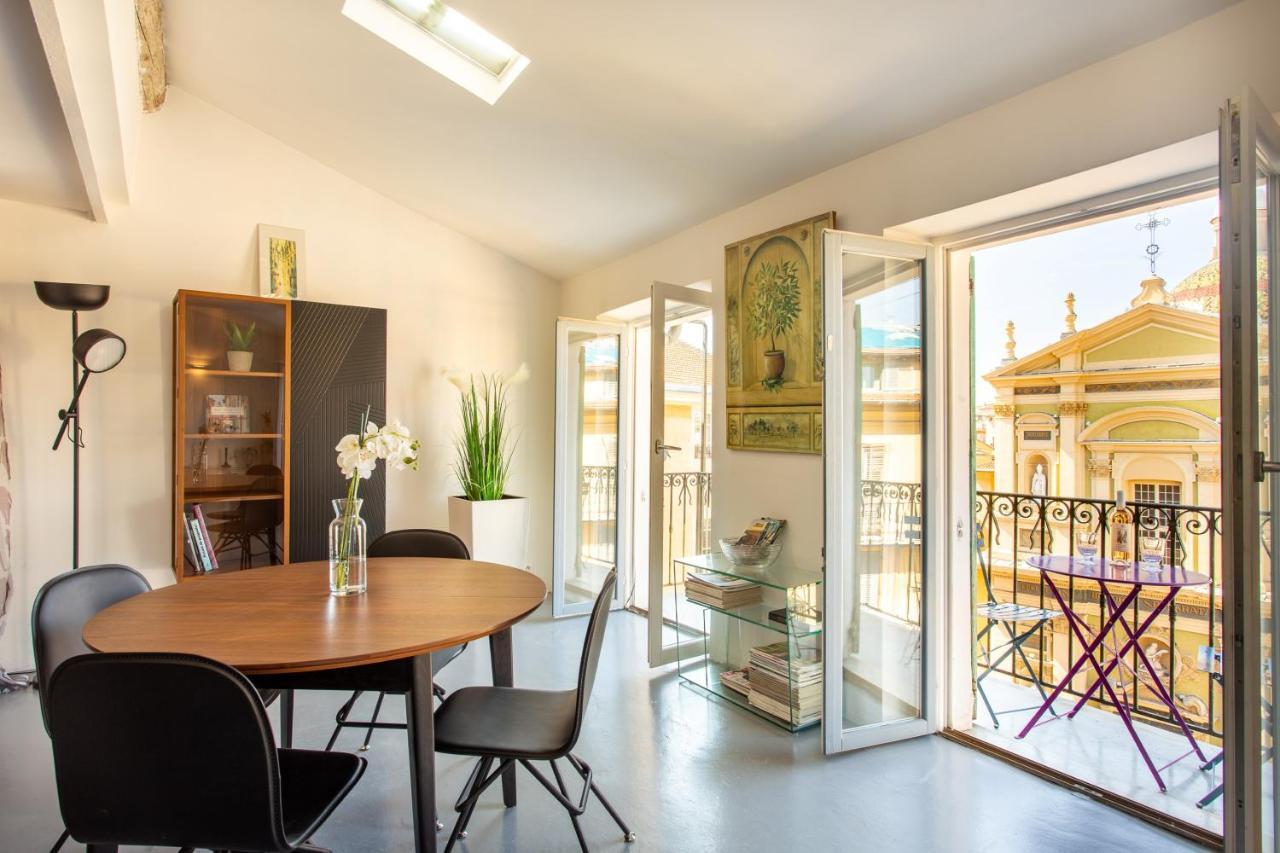 Ross 5- F2, Lumineux, Balcon, Loft, Clim, Vieux-nice * Nice