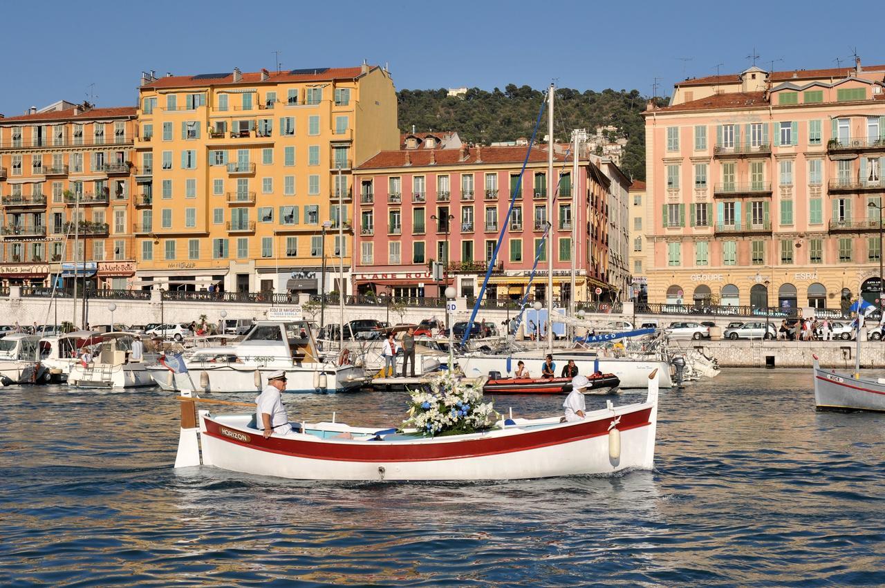 Ross 5- F2, Lumineux, Balcon, Loft, Clim, Vieux-nice