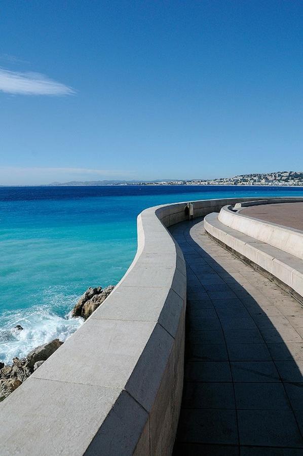 Ross 5- F2, Lumineux, Balcon, Loft, Clim, Vieux-nice